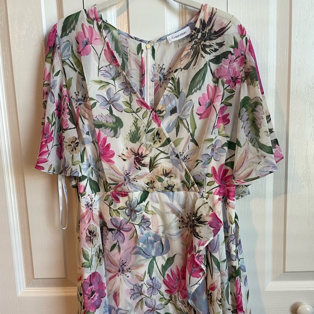 Calvin Klein| Floral Dress